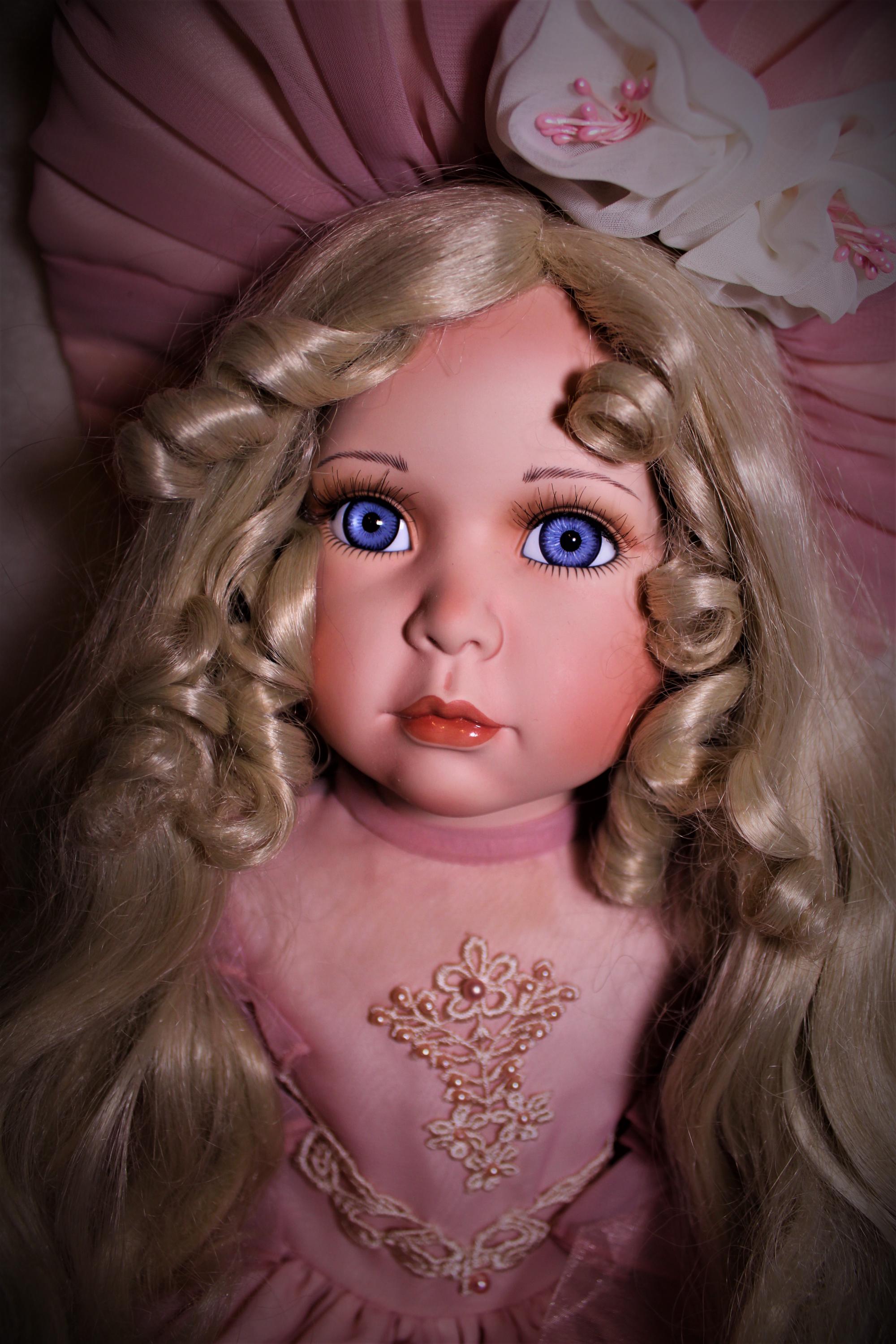 Magdalen Haunted Doll - Positive Spirit - Past Life Connection, Lightworker, Spiritual Growth, Healer, Spirit Guide -  LunasINN