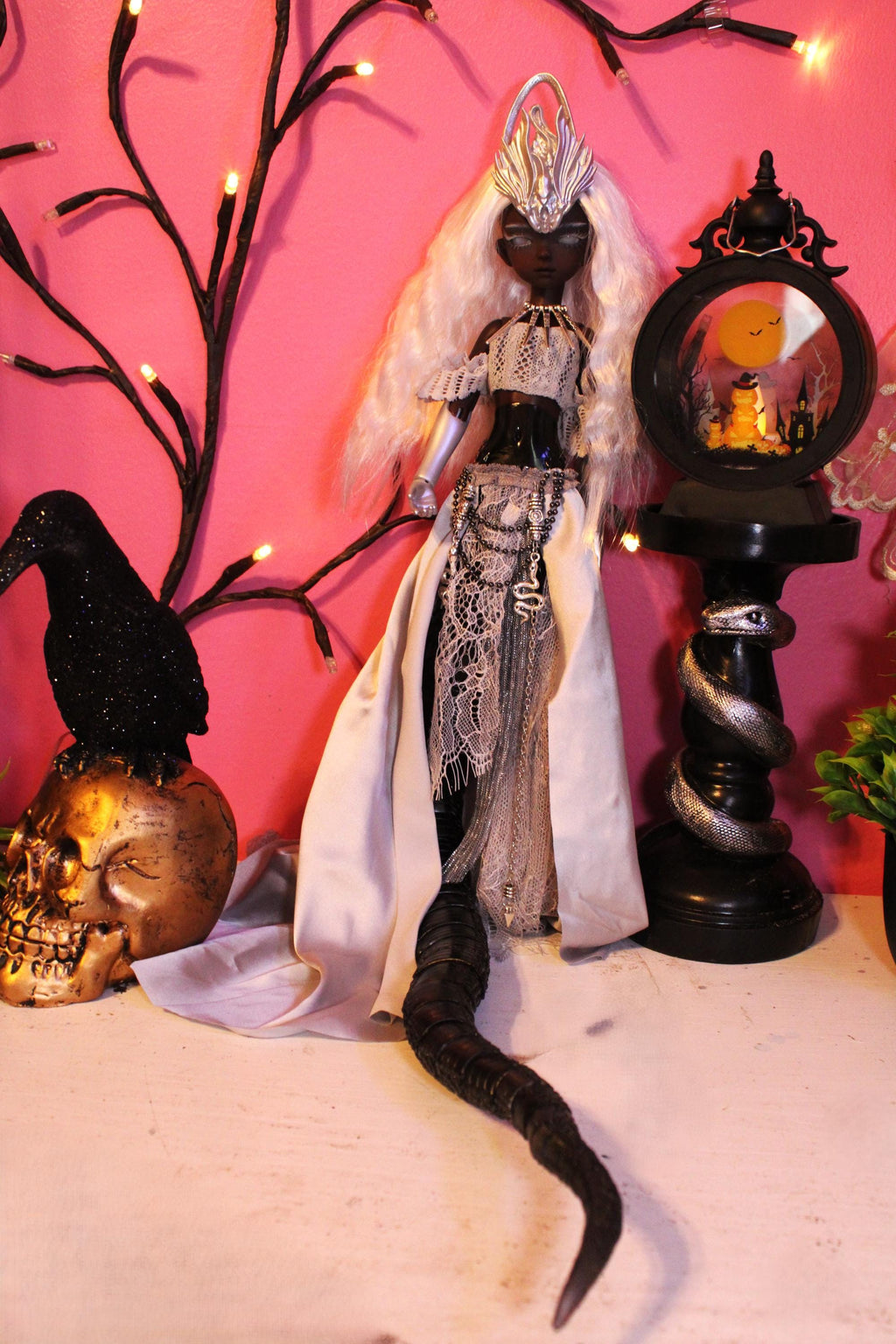 Madalia Gorgon Spirit Haunted Doll - Mirrorwork, Scrying, Guidance, Protection, Dark Feminine, Serpent Energy, Gaze, BJD Spirit -LunasINN