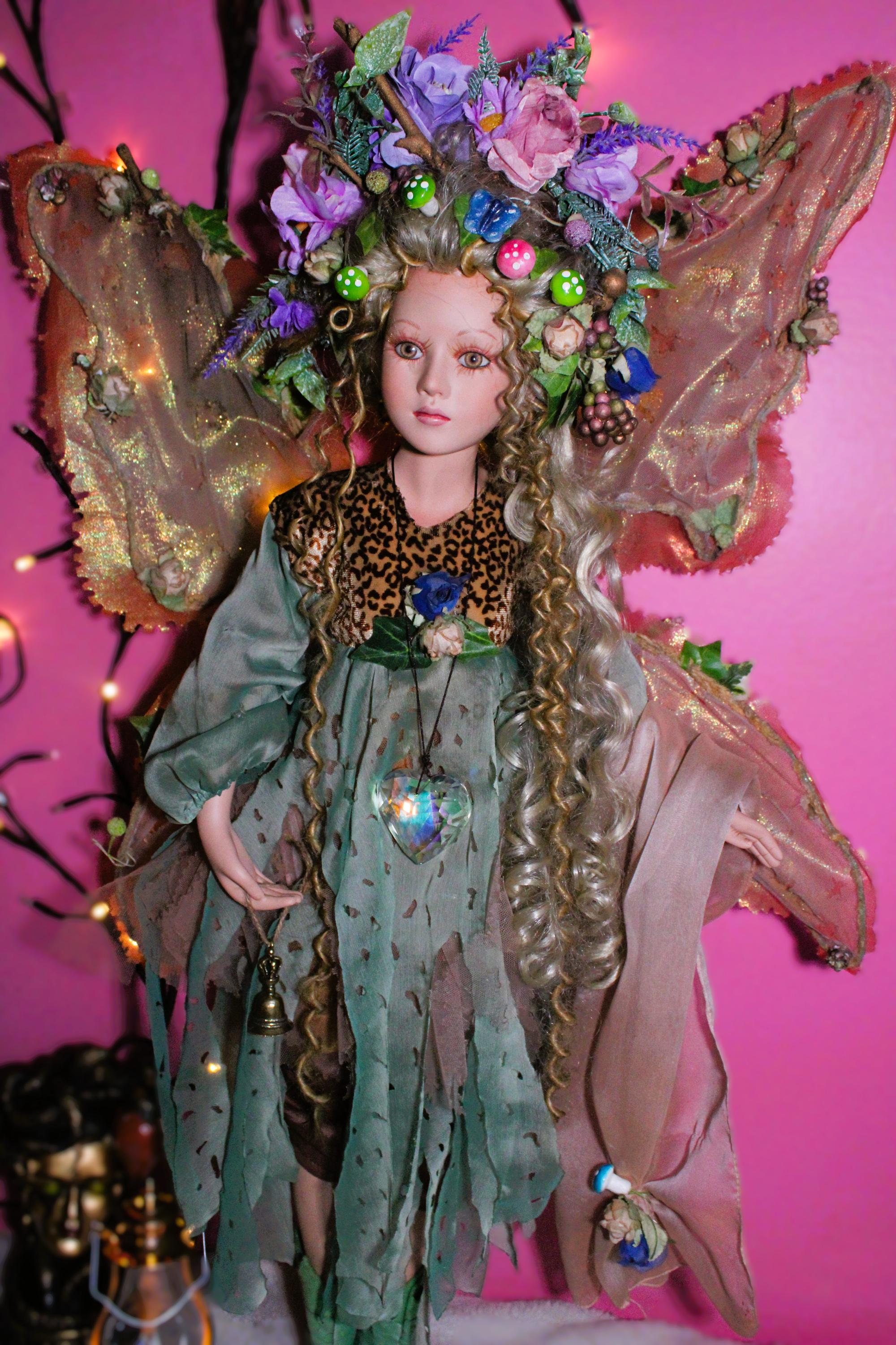 Queen Ova Forest Fae Haunted Doll - Fae Portal, Fae Realm Connection, Nature, Growth, Protection, Wisdom, Portal - LunasINN