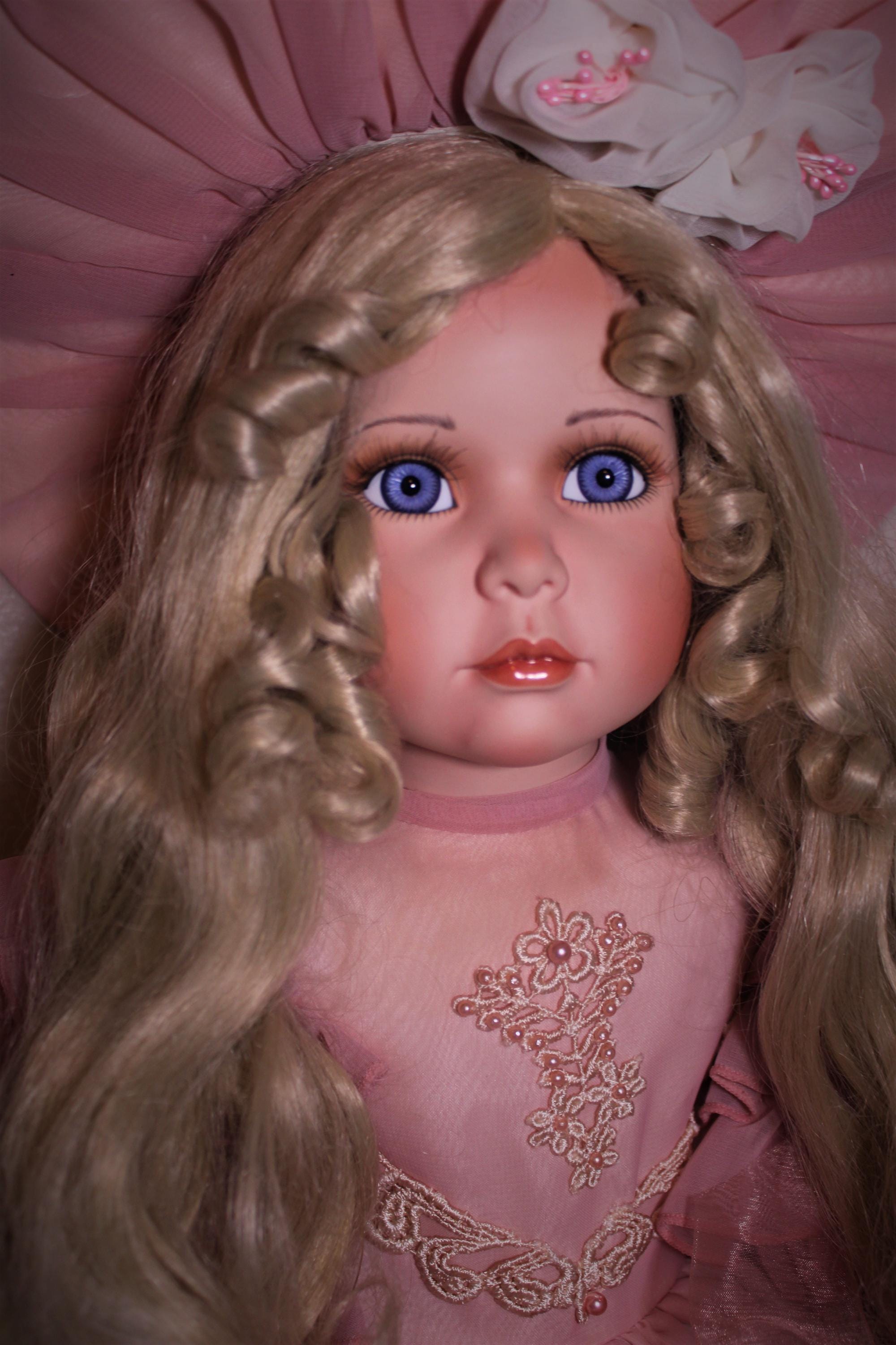 Magdalen Haunted Doll - Positive Spirit - Past Life Connection, Lightworker, Spiritual Growth, Healer, Spirit Guide -  LunasINN